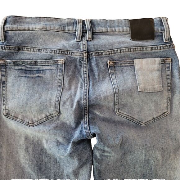BLANKNYC Womens Stanton Distressed Patch Work Denim Jeans Acid Blue Size 32 x 31 - Picture 3 of 7